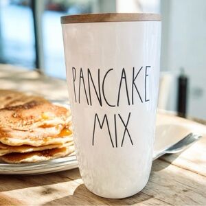 NEW Rae Dunn ‘PANCAKE MIX’ Tall Canister

Check out my other listings.